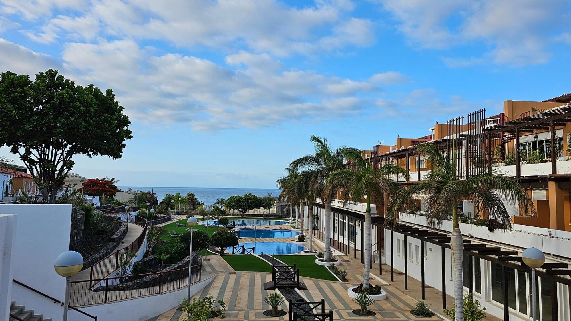Ocean Breeze Retreat Lägenhet San Miguel de Abona Exteriör bild